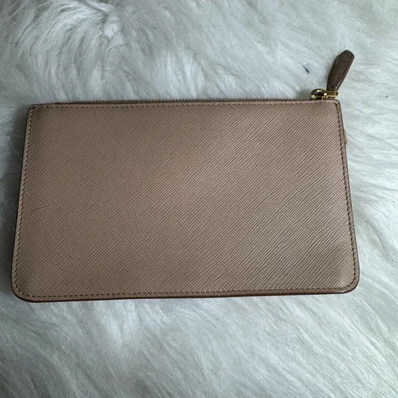 Prada wallet - Picture 8 of 11